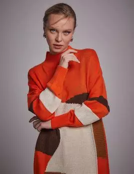 Эксклюзивная трикотажная туника с абстрактным узором оранжевого цвета Kayra