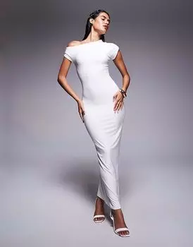 Эксклюзивное двухслойное облегающее платье макси с открытыми плечами от Kaiia белого цвета