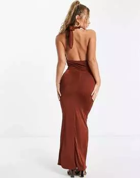 Эксклюзивное шоколадное платье макси In The Style x Yasmin Devonport
