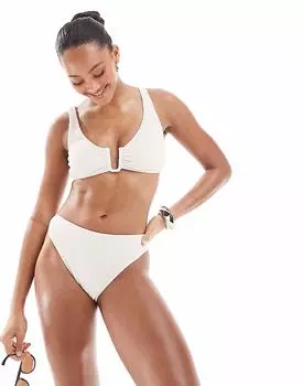 Эксклюзивные плавки бикини Frolic с гофрированной текстурой и высоким вырезом в кремовом цвете