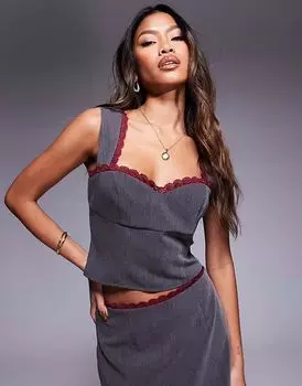 Эксклюзивный топ Kaiia с контрастной отделкой и вырезом сердечком серого цвета