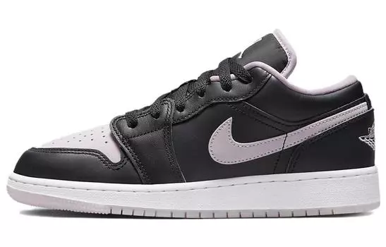 Jordan 1 Low SE Black Iced Lilac (GS)