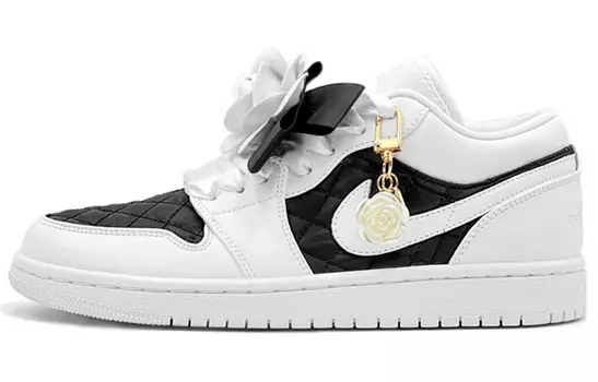 Кроссовки Air JORDAN 1 Vintage Basketball Shoes Women's Low-Top White Black