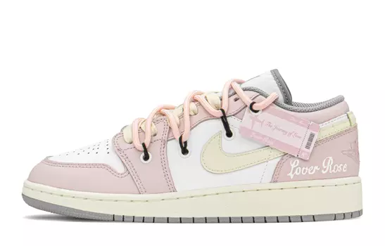 Кроссовки Air Jordan 1 Vintage Basketball Shoes Women's Low-Top Flesh Pink
