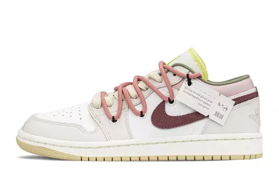 Кроссовки Air JORDAN 1 Vintage Basketball Shoes Women's Low-Top Beige Red