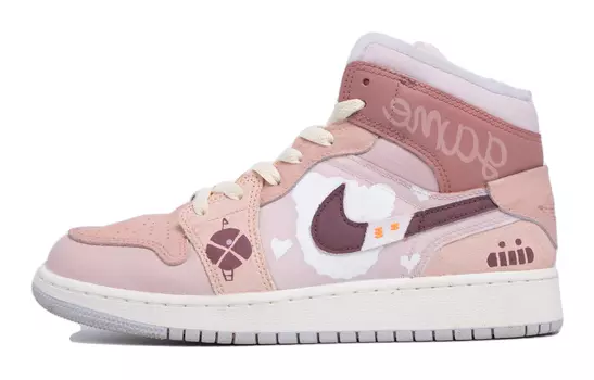 Кроссовки Jordan Air Jordan 1 Vintage Women, розовый/бежевый/белый