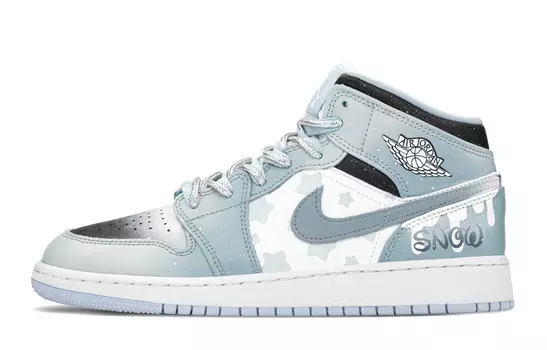 Кроссовки Air JORDAN 1 Vintage Basketball Shoes Women's High-Top White Blue