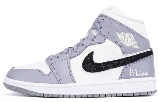 Кроссовки Air JORDAN 1 Vintage Basketball Shoes Women's High-Top Gray White Black