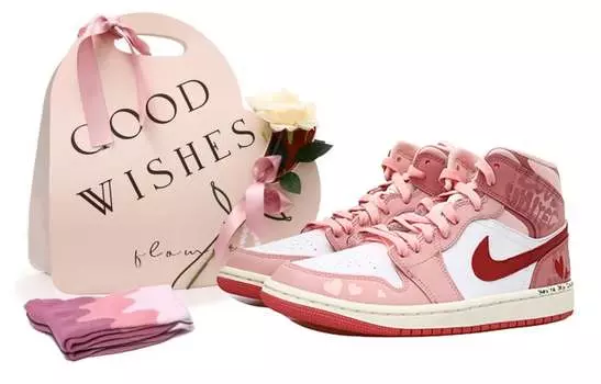 Кроссовки Air JORDAN 1 Vintage Basketball Shoes Women's High-Top Pink/Red White