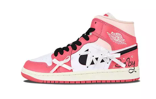 Кроссовки Air JORDAN 1 Vintage Basketball Shoes Women's High-Top Black White