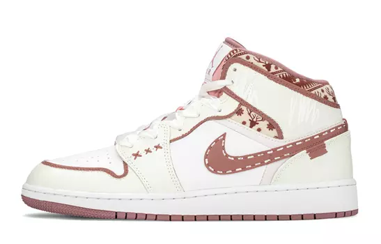 Кроссовки Air Jordan 1 Vintage Basketball Shoes Women's Mid-Top White