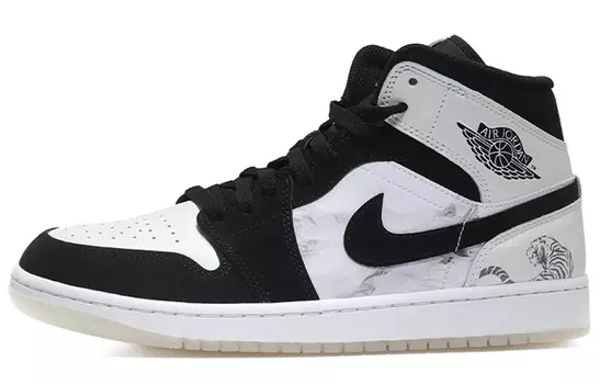 Кроссовки Air JORDAN 1 Vintage Basketball Shoes Men Mid-Top Black White