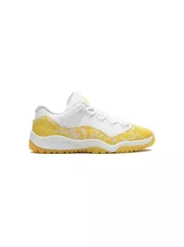 Jordan Kids кроссовки Air Jordan 11 Low Yellow Snakeskin, белый