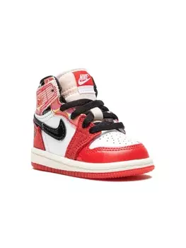 Jordan кроссовки Air Jordan 1 из коллаборации с Spider-Man Across the Spider-Verse, белый