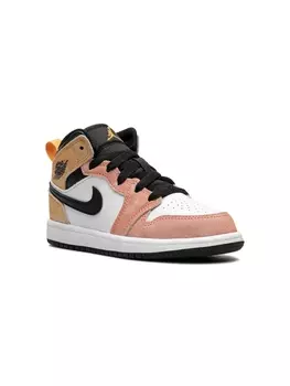 Jordan кроссовки Air Jordan 1 Mid SE 'Flight Club', розовый