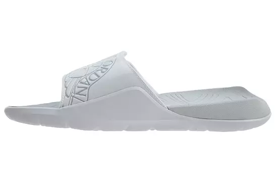 Шлепанцы и сланцы JORDAN Hydro 7 White Pure Platinum