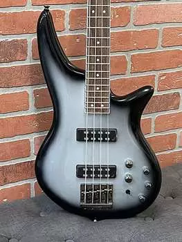JS3 Spectra Bass - JS3 Silverburst Jackson JS SERIES SPECTRA BASS JS3