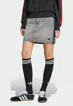 Юбка из денима 3-STRIPES Adidas Originals, цвет Washed Grey Denim