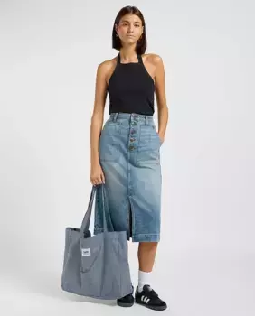 Юбка из денима средней длины, классического кроя Lee, индиго