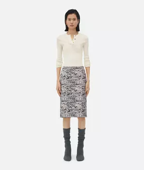 Юбка из кожи с шевронным принтом Bottega Veneta, белый/черный