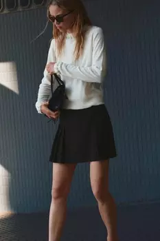Юбка-короткая складка ZARA, черный