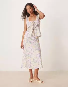 Юбка миди из атласа YAS с цветочным принтом на лугу