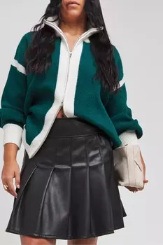 Юбка плиссе из искусственной кожи с пряжкой Simply Be, черный