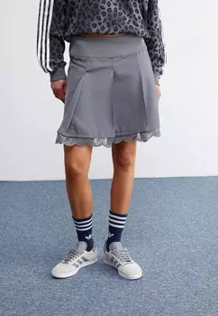 Юбка плиссе SKIRT adidas Originals, цвет grey four
