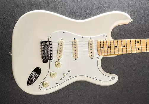 JV Modified Stratocaster 60-х - олимпийский белый Fender JV Modified 60's Stratocaster -