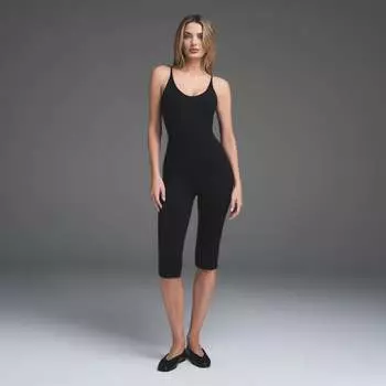 Капри комбинезон SKIMS, цвет obsidian