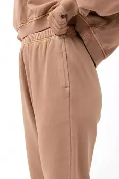 Карамельные спортивные брюки Stacked Rhythm.