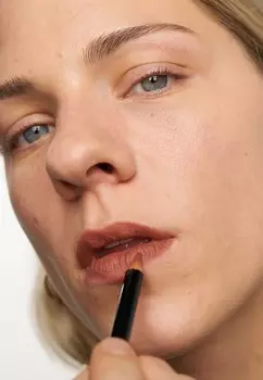 Карандаш для губ Lip Pencil Bobbi Brown, цвет pencil cocoa