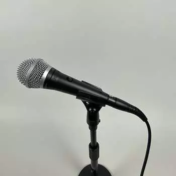 Кардиоидный динамический вокальный микрофон Shure PGA48-QTR