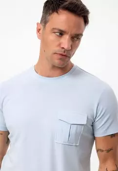 КАРМАНЫ С ДЕТАЛЬНЫМИ КАРМАНАМИ Filo anou anou, СТАНДАРТНЫЙ ФОРТ Базовая футболка джинсовый синий