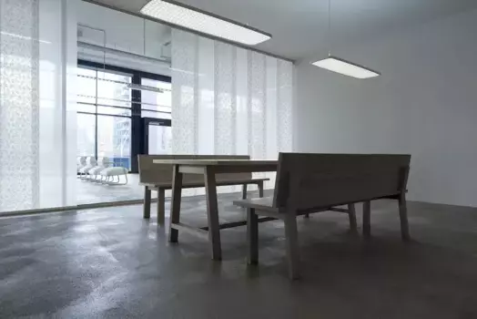 Карниз для штор GARESA "Панель SMART", 2 направляющие, желаемая длина, алюминиевая рейка для штор с планерами, выдвижная, настенная 200 см, белый