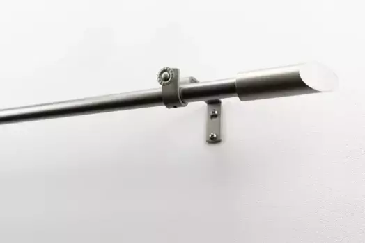 Карниз GARESA "ZYLI с открытой опорой", 1 направляющая, желаемая длина, комплект для штор, выдвижной, скошенная кнопка, без колец 440 см, цвет mattchromfarben