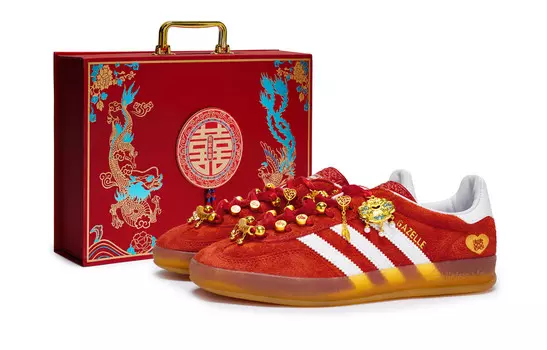 Кеды, GAZELLE INDOOR Скейтборд обувь женская низкая золотой Adidas Originals, цвет Red Gold