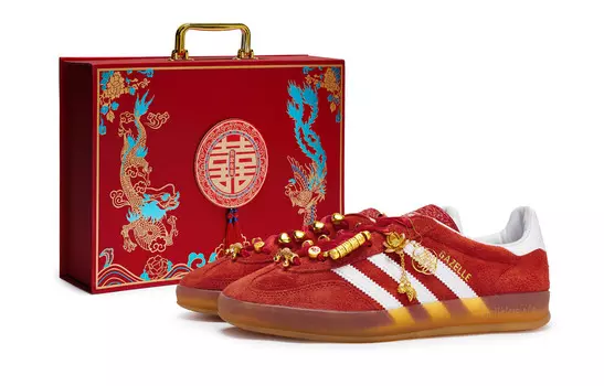 Кеды, GAZELLE INDOOR Скейтборд обувь женская низкая золотой Adidas Originals, цвет Red Gold