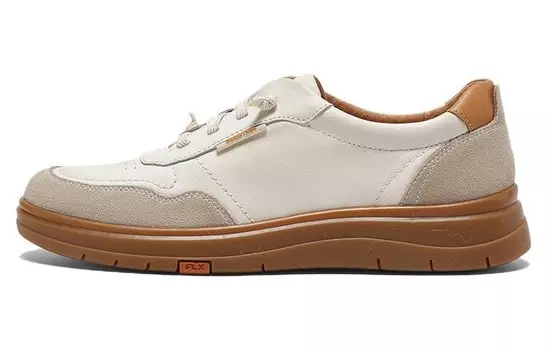 Кеды, скейтборд обувь женская низкая Bata, черный