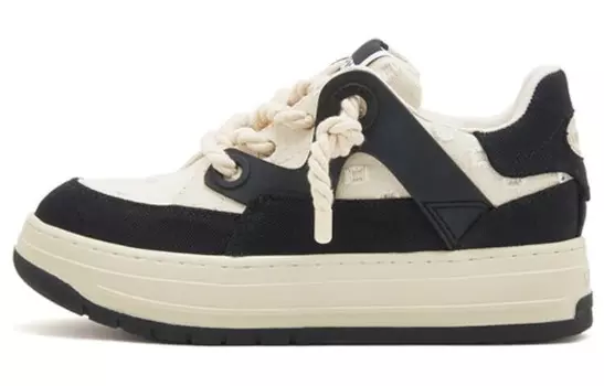 Кеды, скейтборд обувь женская низкая черный/белый Staccato