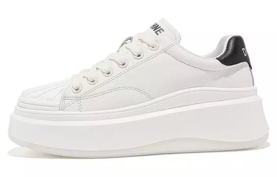 Кеды, скейтборд обувь женская низкая Daphne, белый