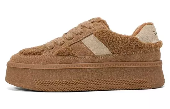 Кеды, скейтборд обувь женская низкая Daphne, черный