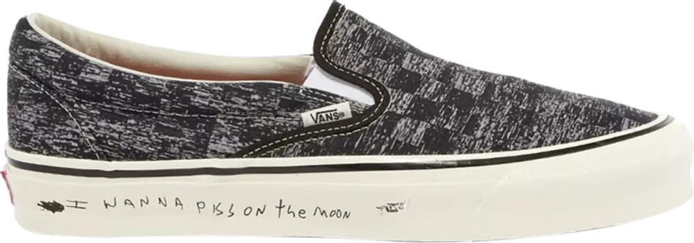 Кеды Vans Raised By Wolves x OG Classic Slip-On LX TV Static, черный