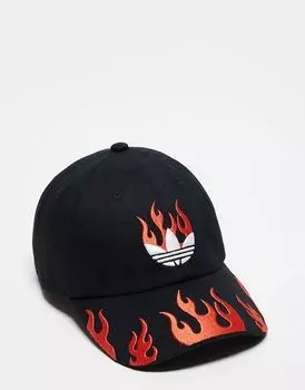 Кепка adidas с изображением пламени