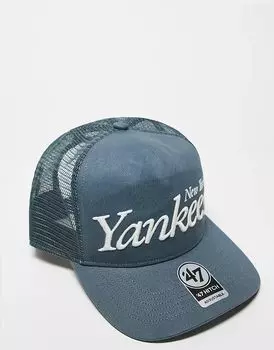 Кепка дальнобойщика с прямым козырьком NY Yankees серого цвета 47 Brand