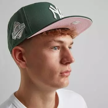 Кепка MLB NEW YORK YANKEES KISS 1996 WORLD SERIES PATCH 59FIFTY CAP New Era, цвет Dunkelgrn