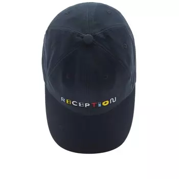 Кепка с девизом Reception