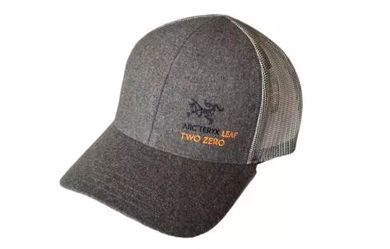 Кепка Arcteryx в сеточку, серый
