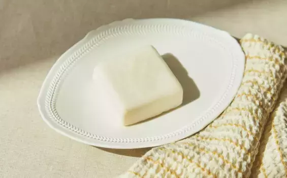 Керамическая мыльница для ванной с бордюром Zara Home, белый