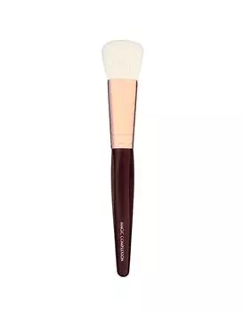 Кисть для тонального крема Charlotte Tilbury Magic Complexion